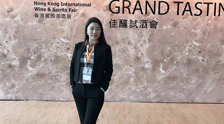 學(xué)大企精神 創(chuàng)崢嶸事業(yè)