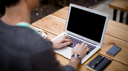 優(yōu)化企業(yè)內(nèi)訓(xùn)課程體系:實現(xiàn)持續(xù)學(xué)習(xí)與發(fā)展.png 優(yōu)化企業(yè)內(nèi)訓(xùn)課程體系:實現(xiàn)持續(xù)學(xué)習(xí)與發(fā)展.png