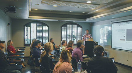 公司總經(jīng)理培訓(xùn)班:解鎖管理者的潛力與能力.png 公司總經(jīng)理培訓(xùn)班:解鎖管理者的潛力與能力.png