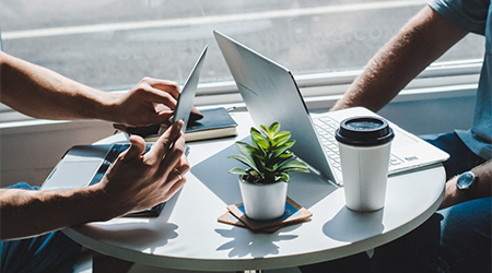 構(gòu)建持久競爭優(yōu)勢:企業(yè)高端培訓課程的影響力.png 構(gòu)建持久競爭優(yōu)勢:企業(yè)高端培訓課程的影響力.png