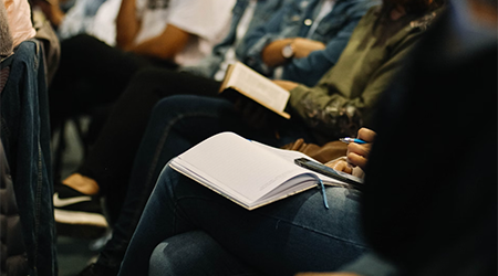 如何通過團隊凝聚力培訓課程提升企業(yè)績效.png 如何通過團隊凝聚力培訓課程提升企業(yè)績效.png