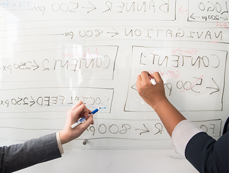 中層干部培訓(xùn)課程中不可忽視的五大領(lǐng)導(dǎo)力技能.png 中層干部培訓(xùn)課程中不可忽視的五大領(lǐng)導(dǎo)力技能.png