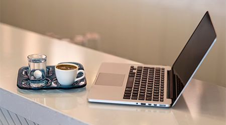 從管理者到領(lǐng)導(dǎo)者:高層領(lǐng)導(dǎo)力培養(yǎng)課程的5個(gè)躍遷維度.png 從管理者到領(lǐng)導(dǎo)者:高層領(lǐng)導(dǎo)力培養(yǎng)課程的5個(gè)躍遷維度.png